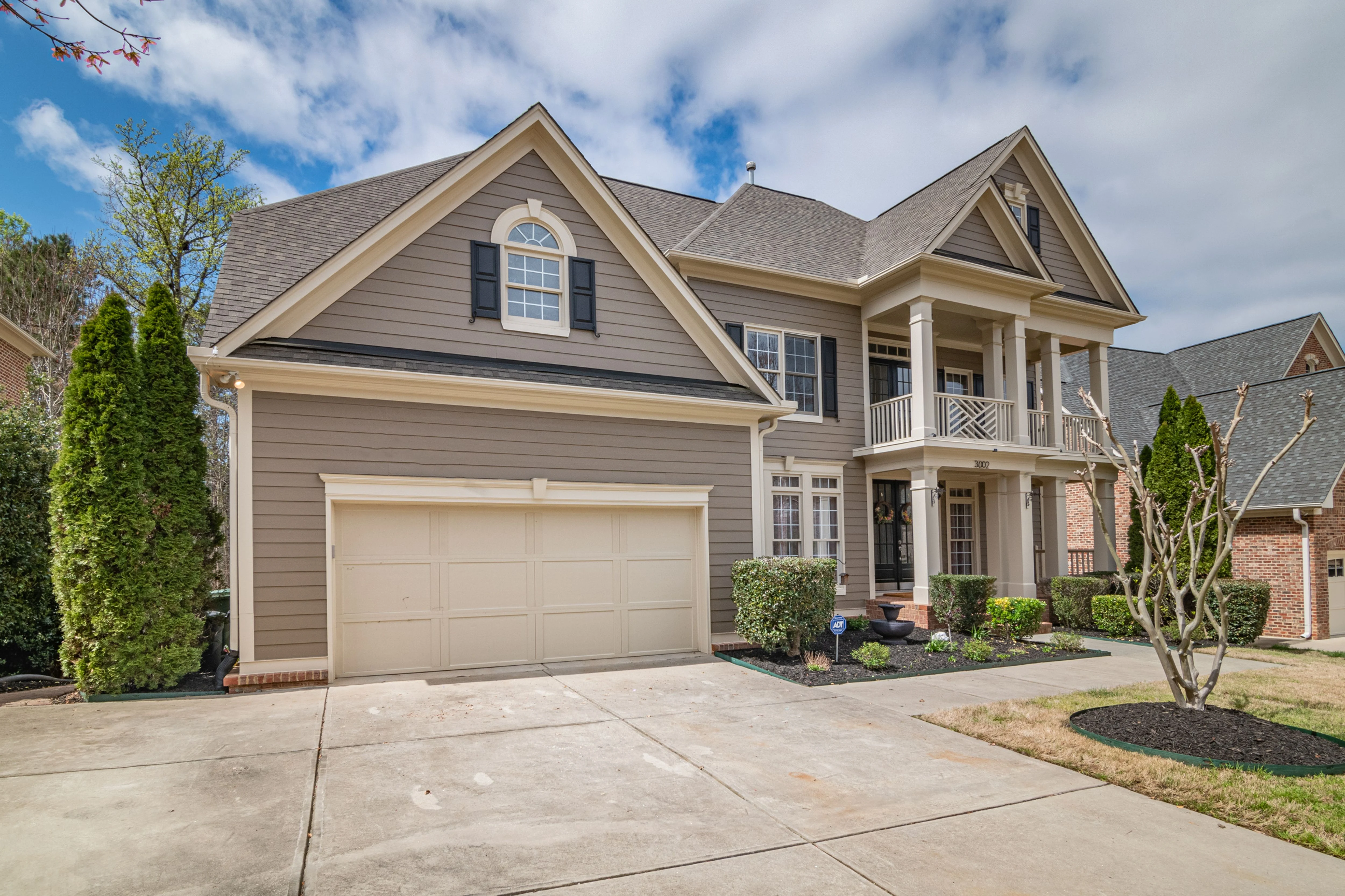 Residential garage door in Haines City